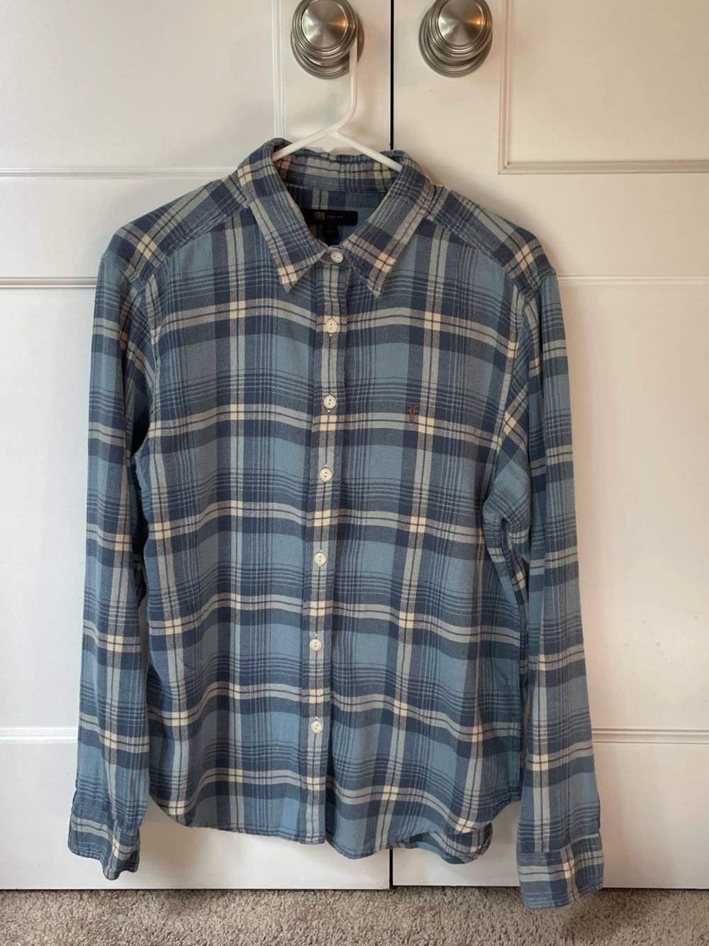Frye Women’s Flannel Shirt size Large